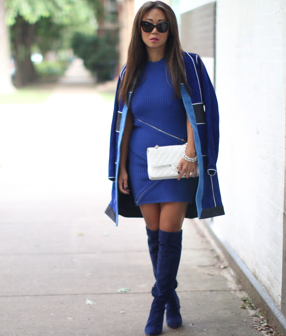 Образ с синим платьем