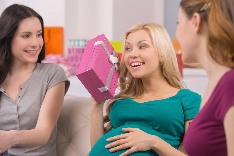 Что подарить беременной - 50 идей для пямятного подарка