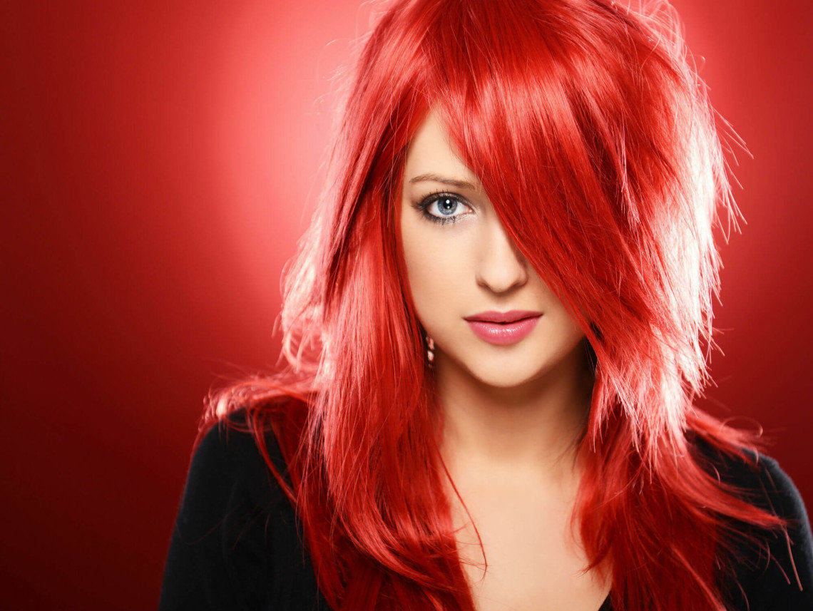 Ярко-красный цвет волос: кому идет и как его получить? 
