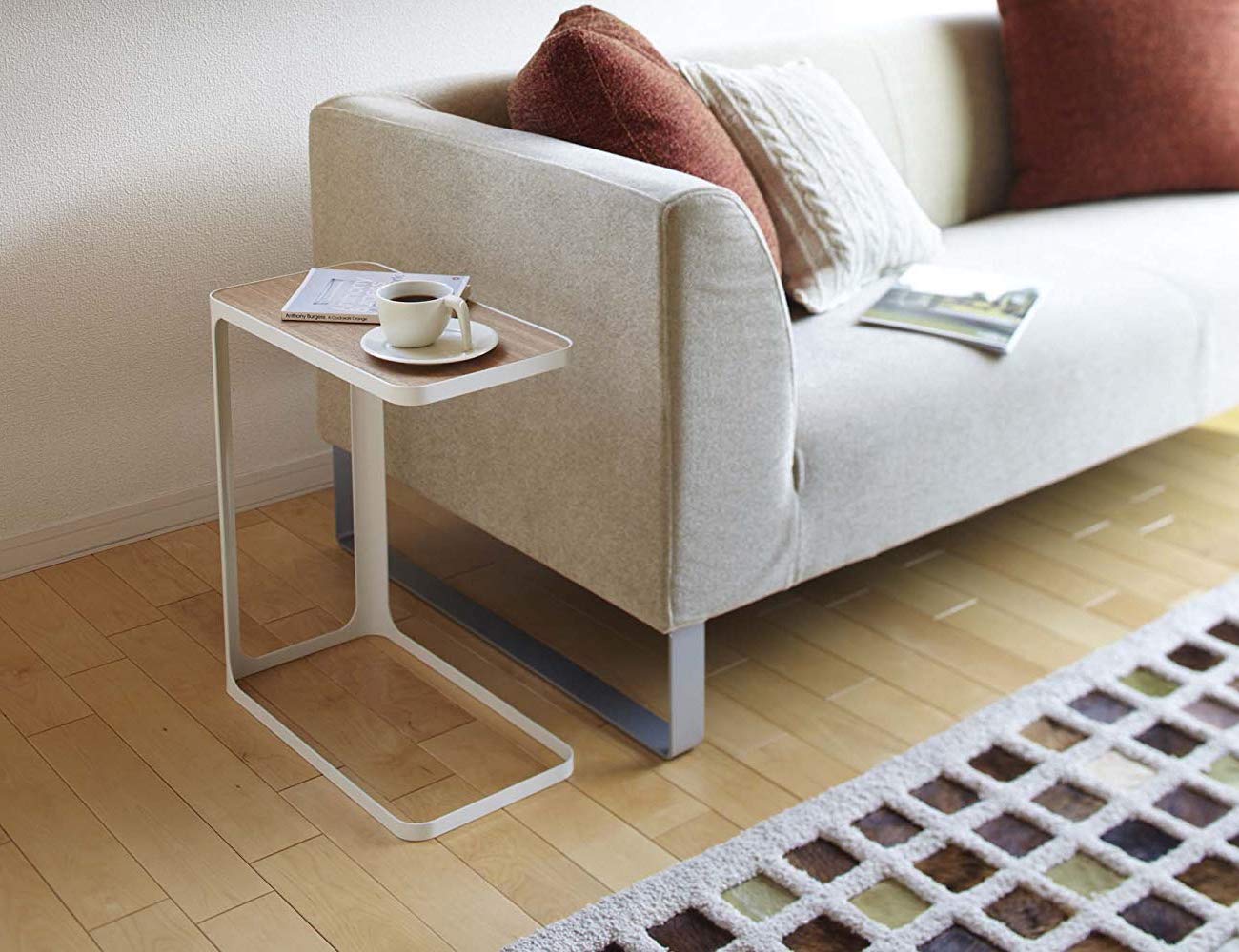Приставные столики к дивану: диванный подкатной стол для ноутбука и .