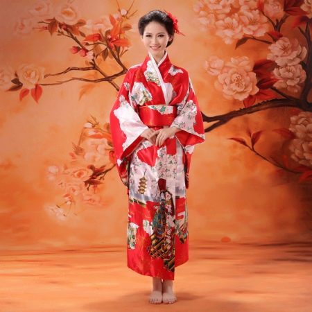 Традиционное японское кимоно