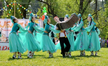 Татарский национальный костюм для девочки фото