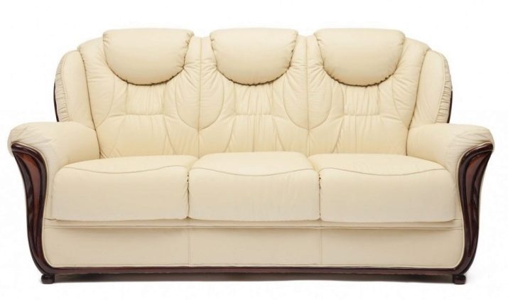 Чем можно отмыть белый кожаный диван