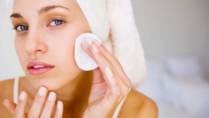 Очистить кожу лица летом