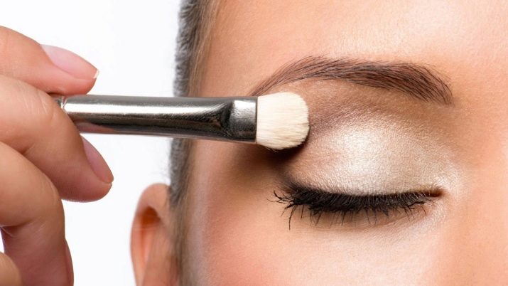 Как сделать при помощи макияжа раскосый глаз