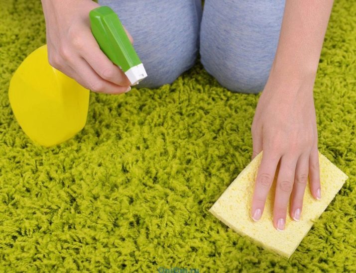 Как отмыть пятно от лака на ковре