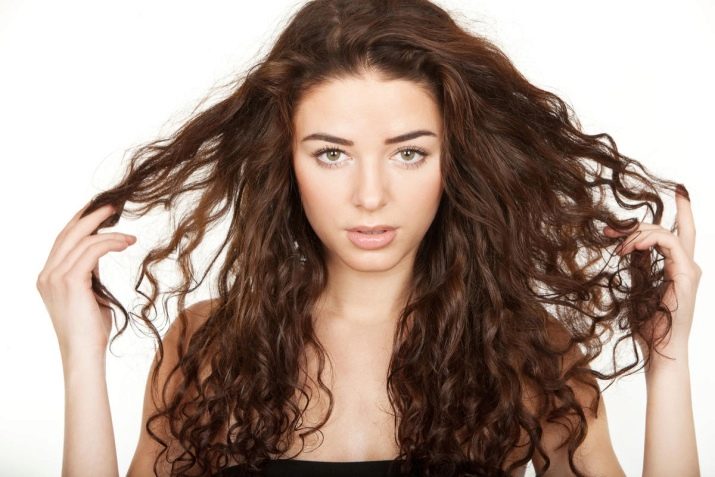 Стрижки на волнистые волосы (84 фото): что подходит для длинных вьющихся или кудрявых волос? Как модно подстричь короткие и средние пушистые волосы?