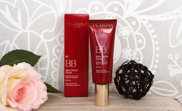 Косметика по уходу за кожей лица clarins