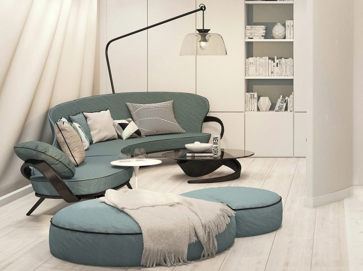 Удобный диван в маленькую комнату